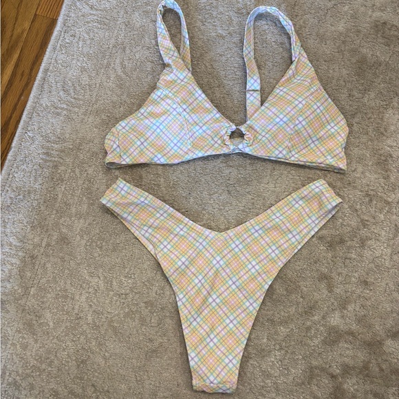 SHEIN yellow plaid bikini with adjustable straps size medium - Picture 1 of 12